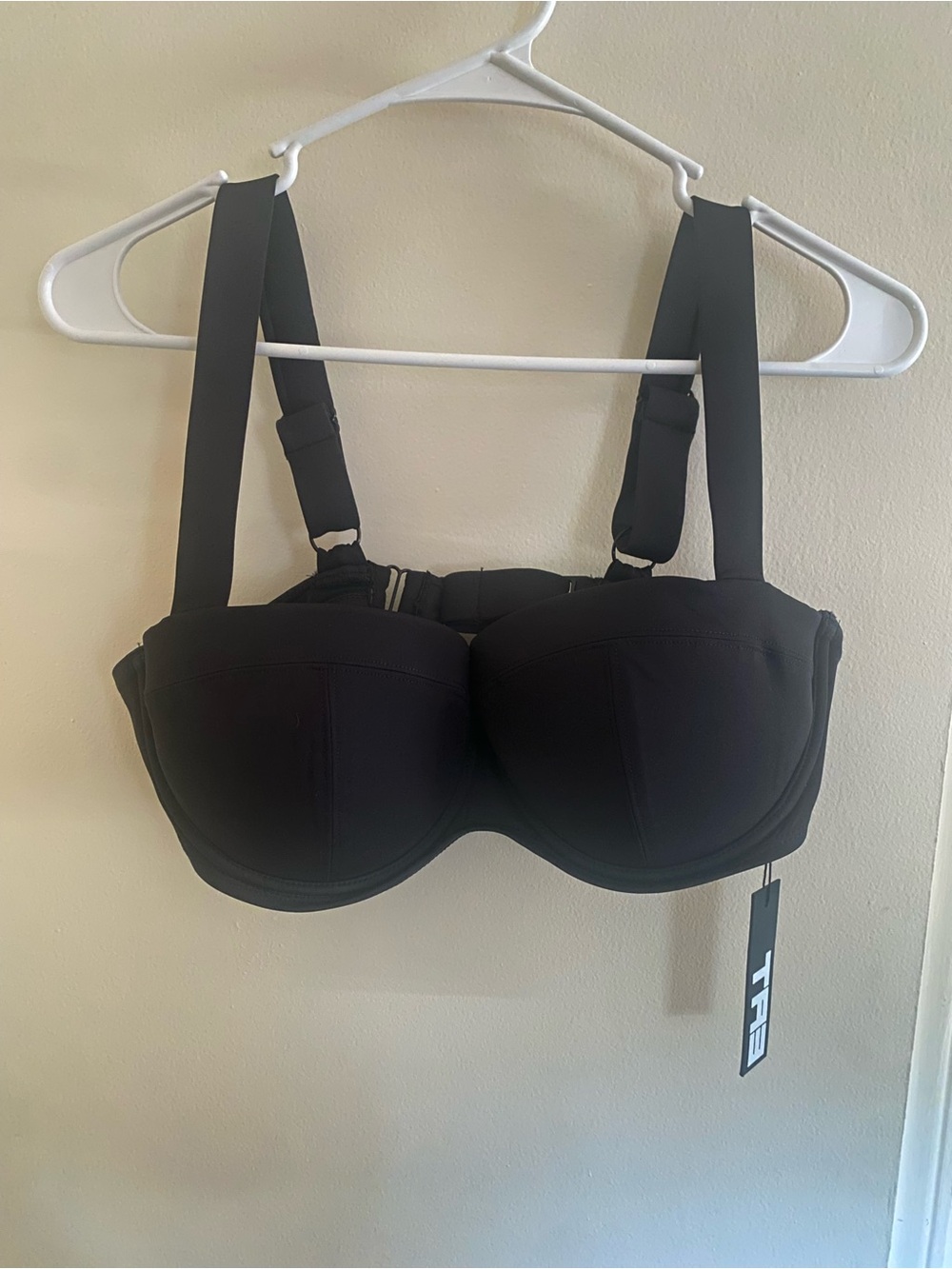 TA3 Bust Bra Swim Top, Med D/DD